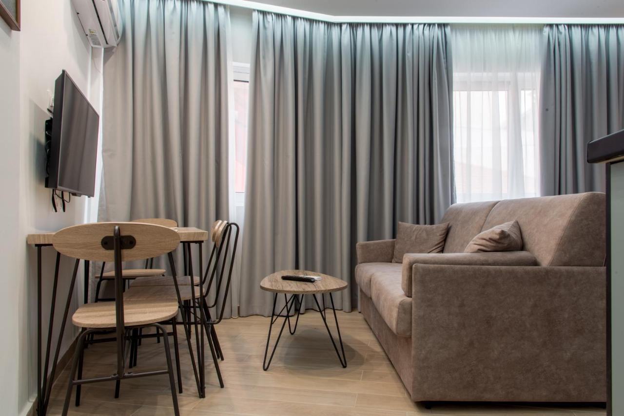 Koios Apartments Athènes Extérieur photo